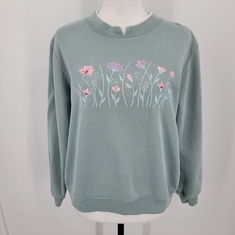 Baxter Wells Sweatshirt Womens Petite Medium PM Green Embroidered Floral Vintage